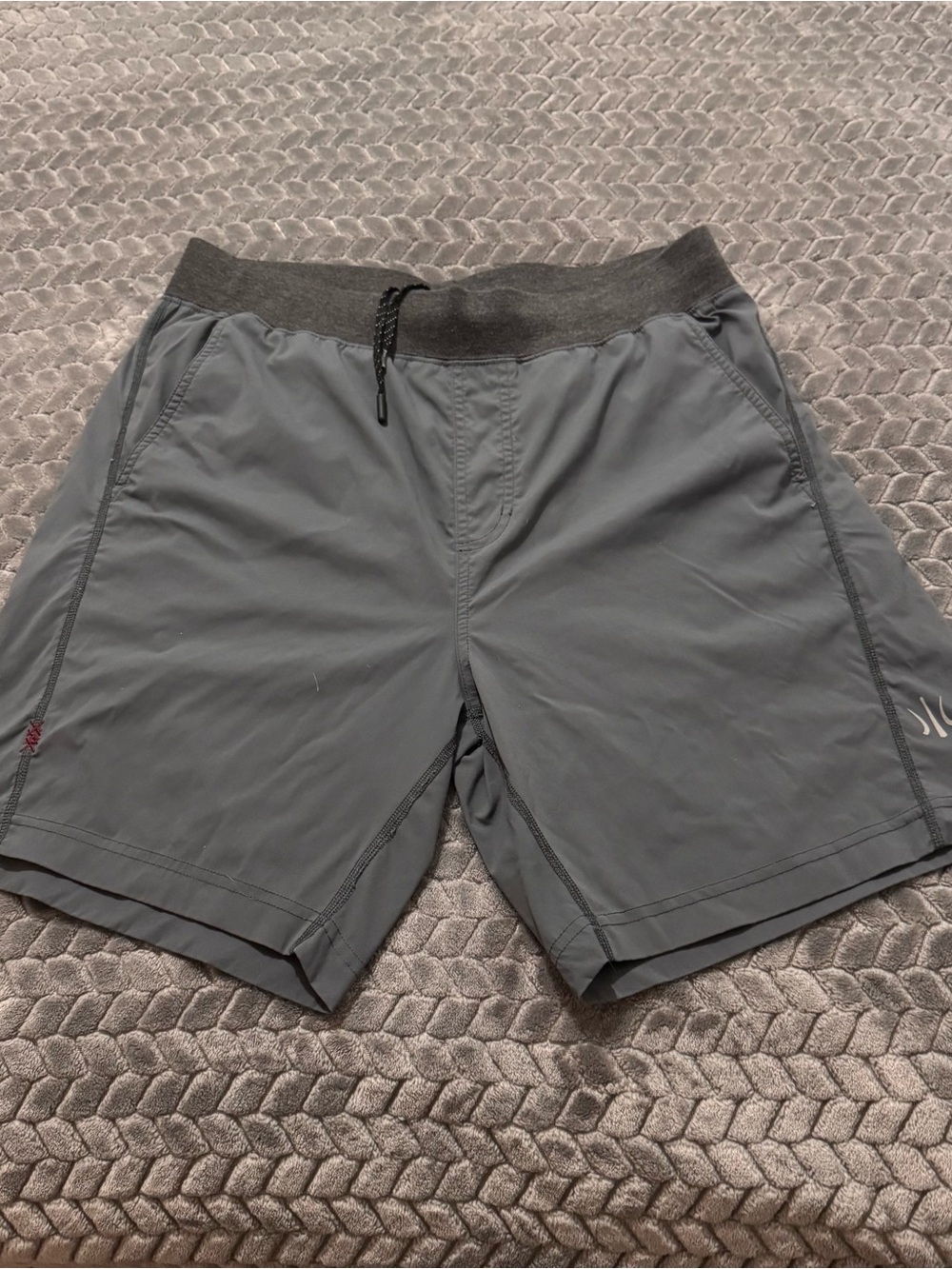 Men's Rhône Athletic Drawstring Shorts in Charcoal Gray